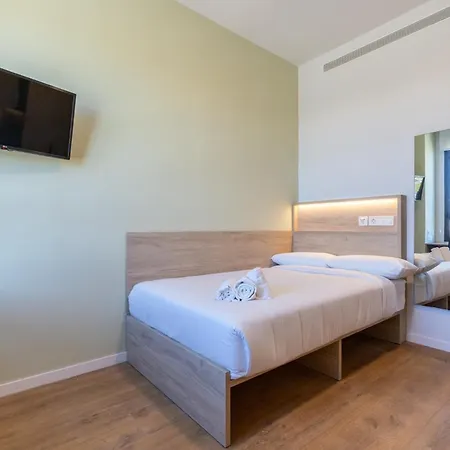 Otel Nido Malvarrosa *