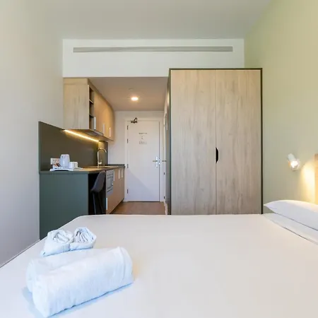 Nido Malvarrosa Otel