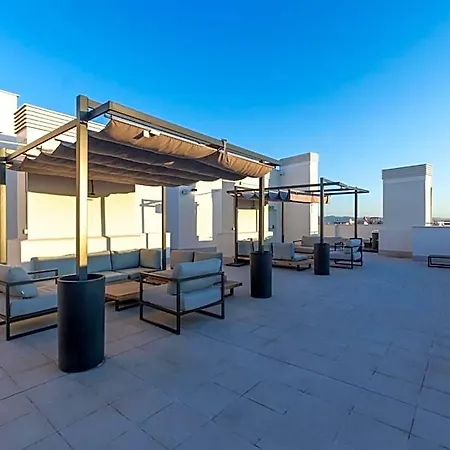 Aparthotel Nido Malvarrosa - 3*