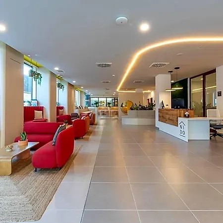Aparthotel Nido Malvarrosa - 3*